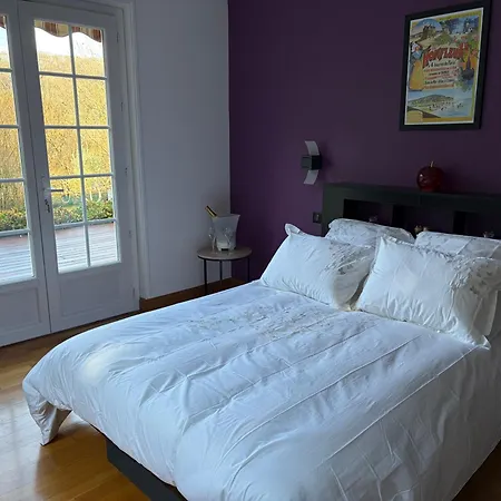 L'envie De Demain Oda ve Kahvaltı Honfleur