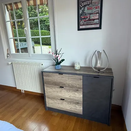 L'envie De Demain Oda ve Kahvaltı Honfleur